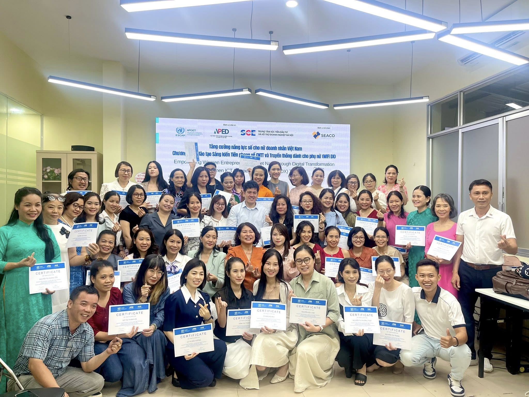 Hà Nội: Đào tạo Chuyển đổi số cho Doanh nghiệp Nữ 2025